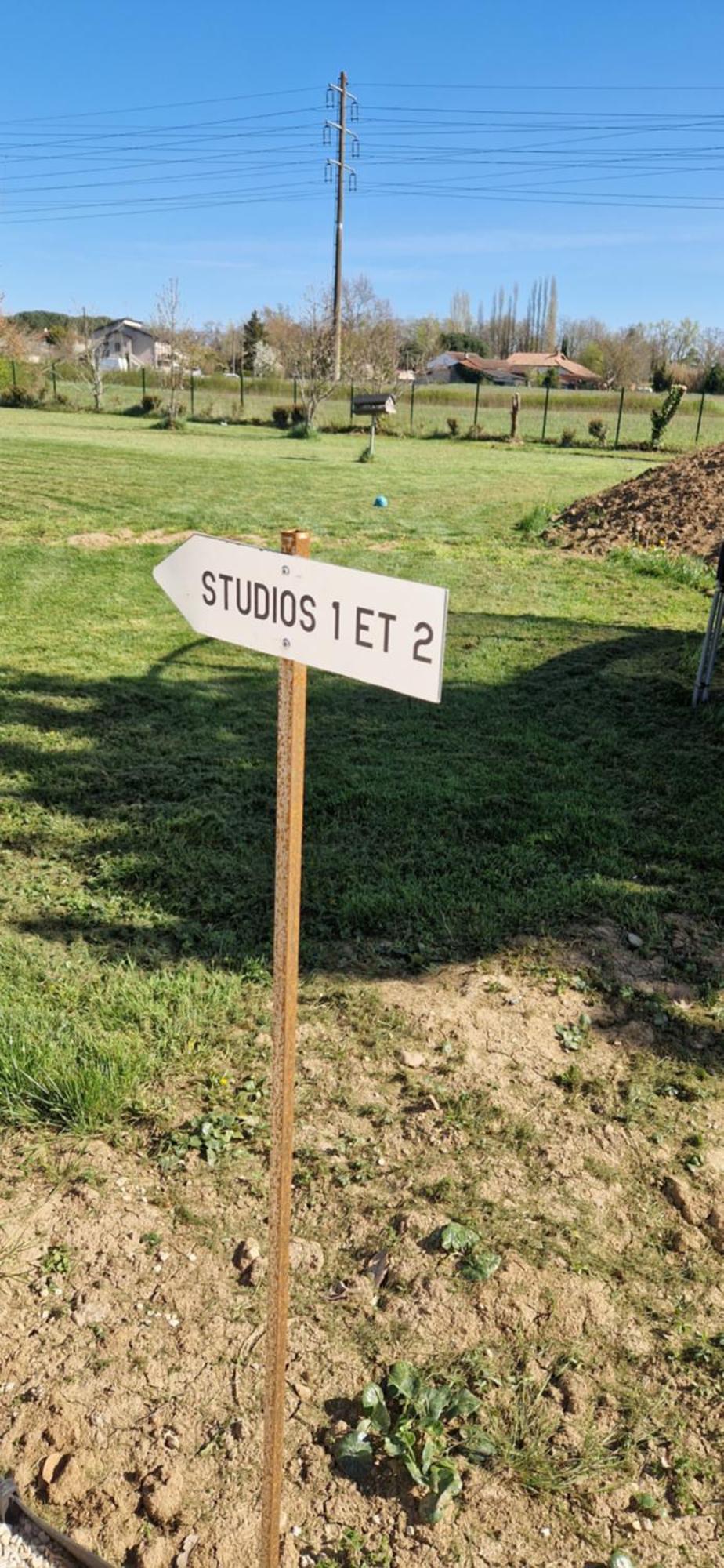 Studio Plein Sud Au Calme مونْتوبا المظهر الخارجي الصورة